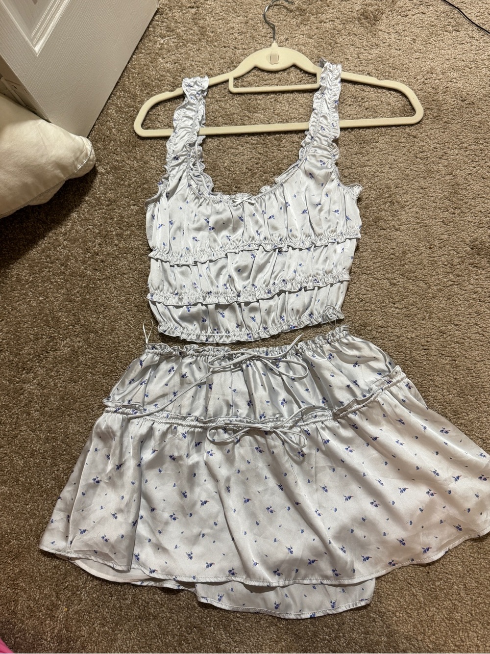 Light Blue Floral Ruffle Crop Top & Skirt Set Zara - Picture 3 of 4